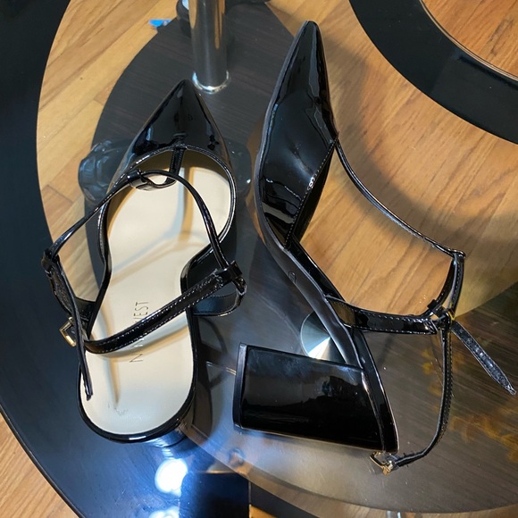 Nine West Glossy Black Strappy Heels - Picture 3 of 6